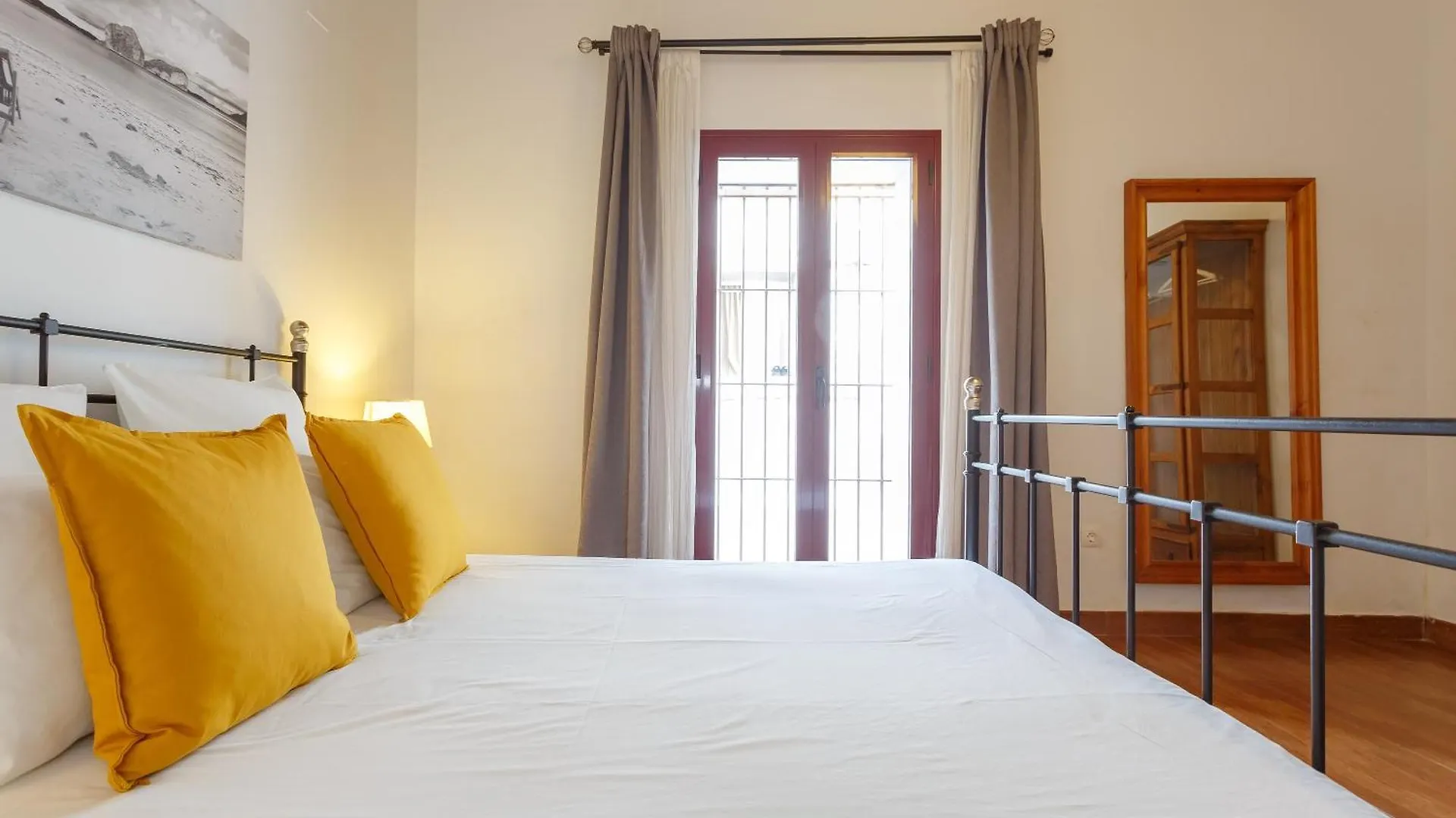 Apartamentos Sherry Center Jerez de la Frontera Spain